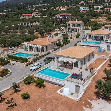 וילה Pangea Irene