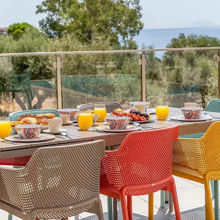 Pangea Irene トラペザキ